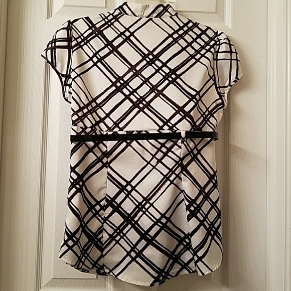 Blouse with skinny belt - Picture 4 of 5